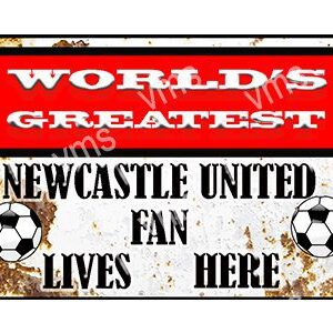 Sign declaring a Newcastle United fan lives here.